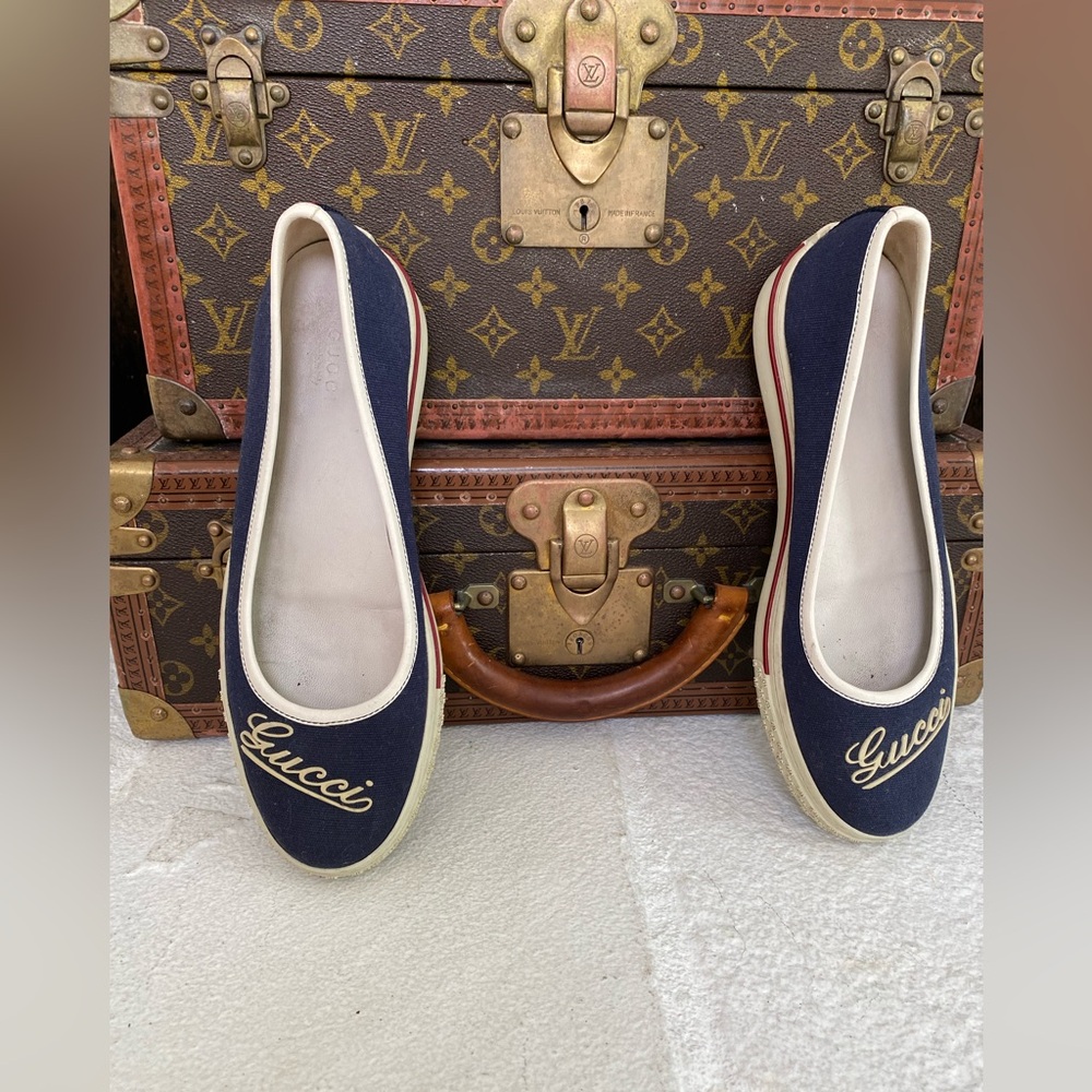 GUCCI Women’s Casual Shoes size 37 1/2